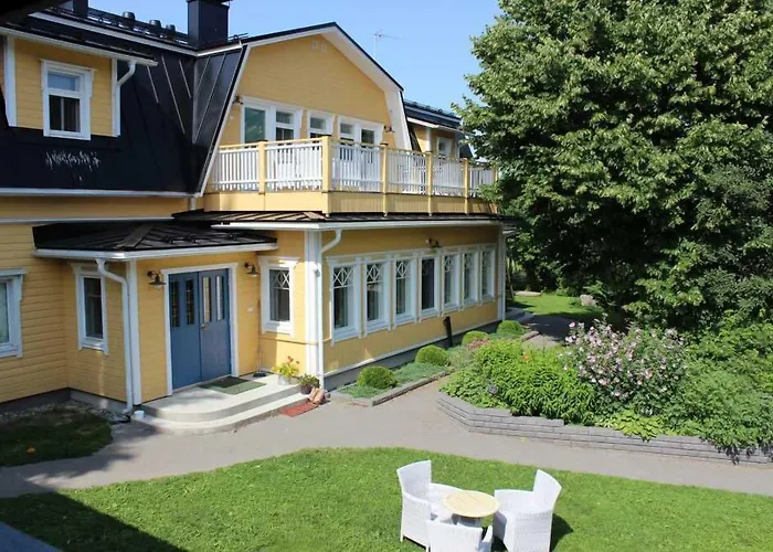 B&B Lomamokkila
